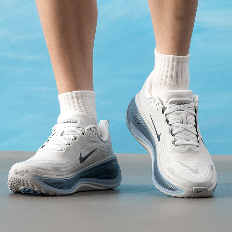 Nike Men's Shoes Original Ligh - Lightweight Road Running Shoes 评论和价格