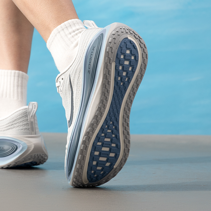 Nike Men's Shoes Original Ligh - Lightweight Road Running Shoes 评论和价格