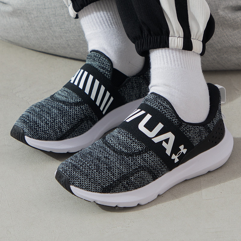 2026 Under Armour 3026507 001  - Knit Fabric Lace Up Sneakers 评论和价格