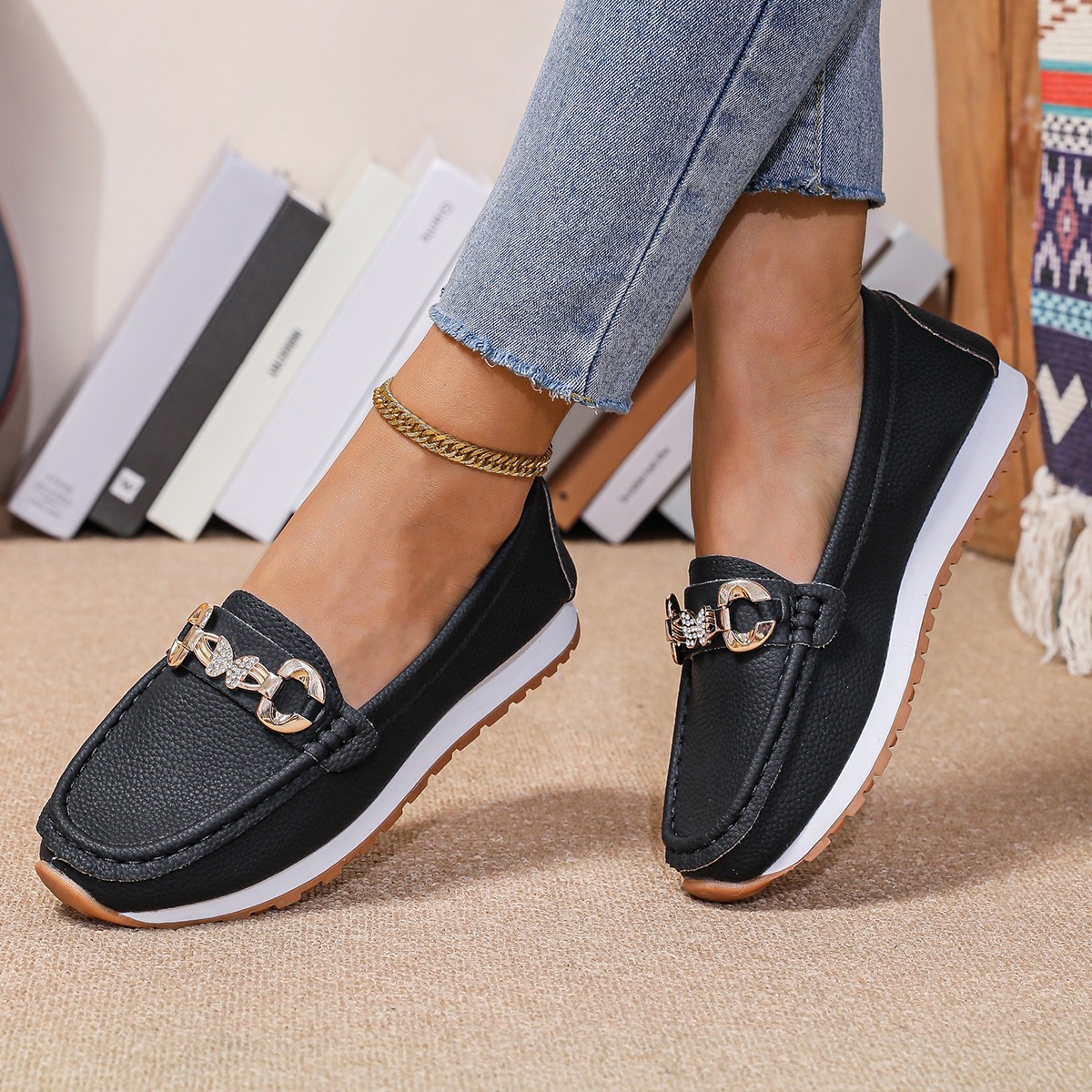 2026 New Women Flats Spring Au - Sneakers 评论和价格