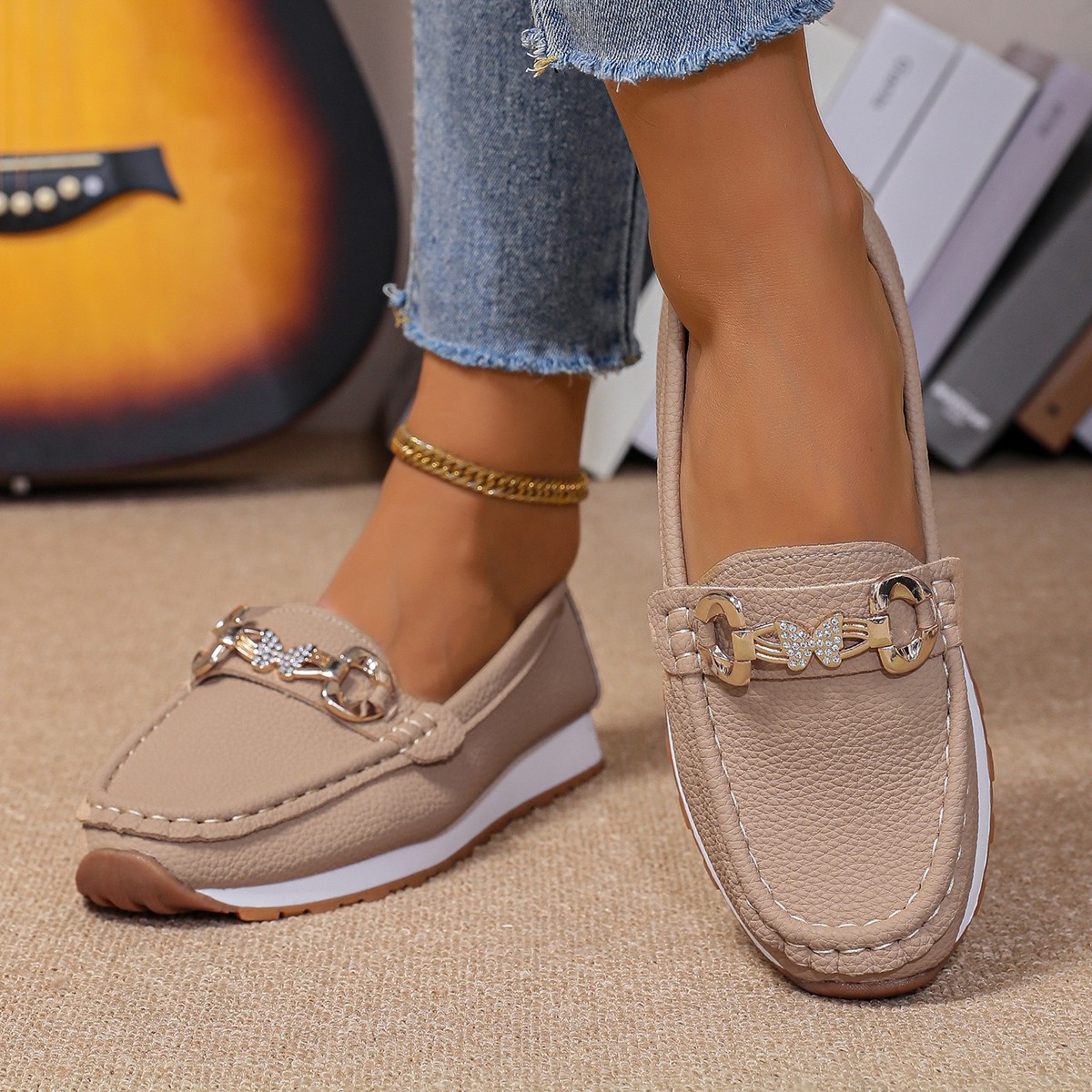 2026 New Women Flats Spring Au - Sneakers 评论和价格